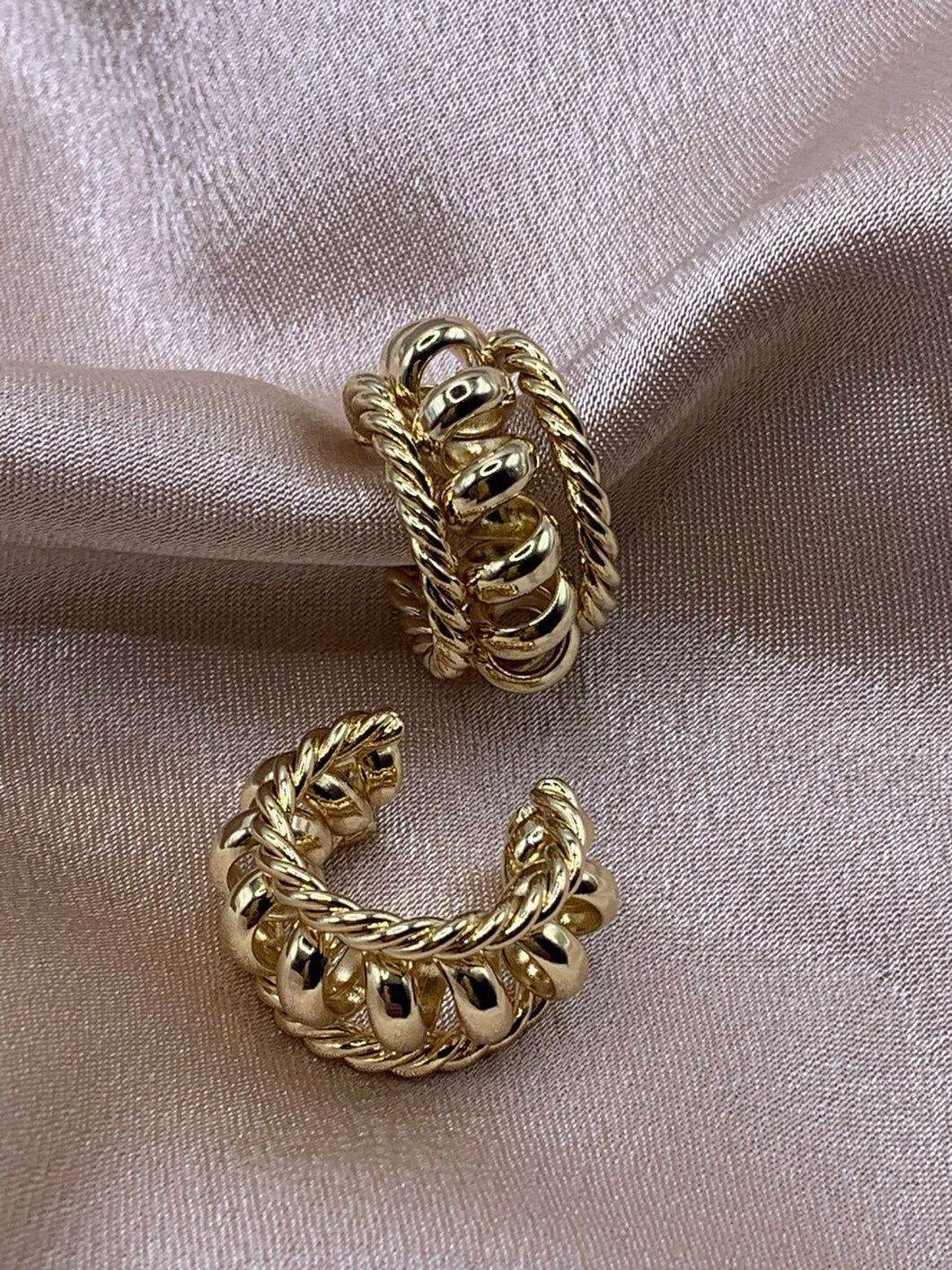 EARCUFFS