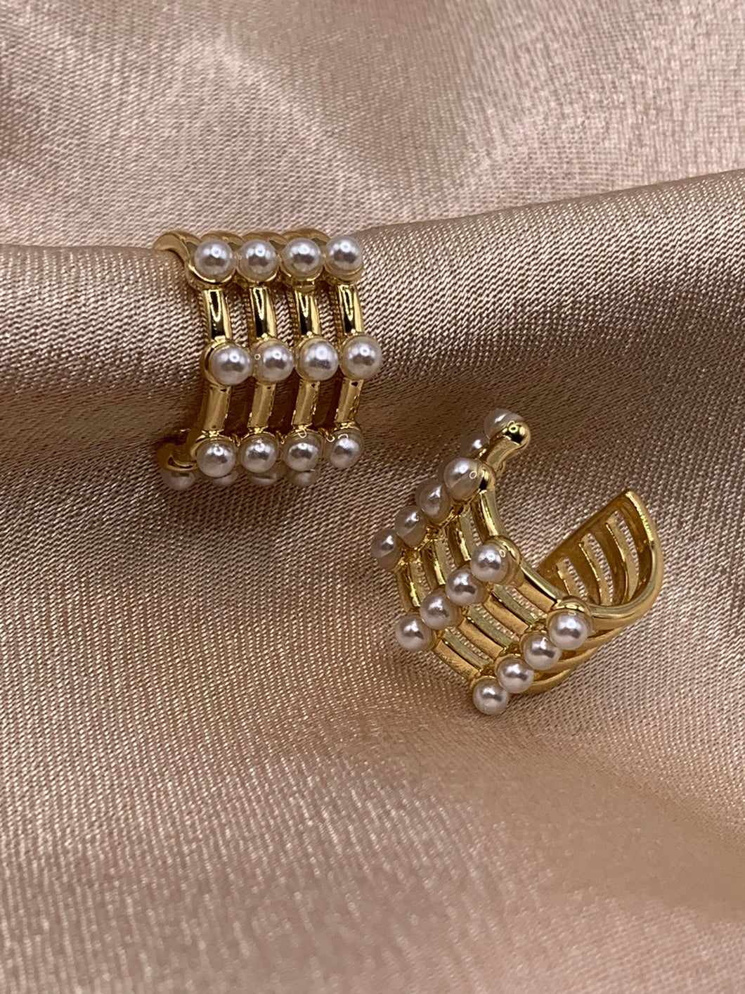 EARCUFFS