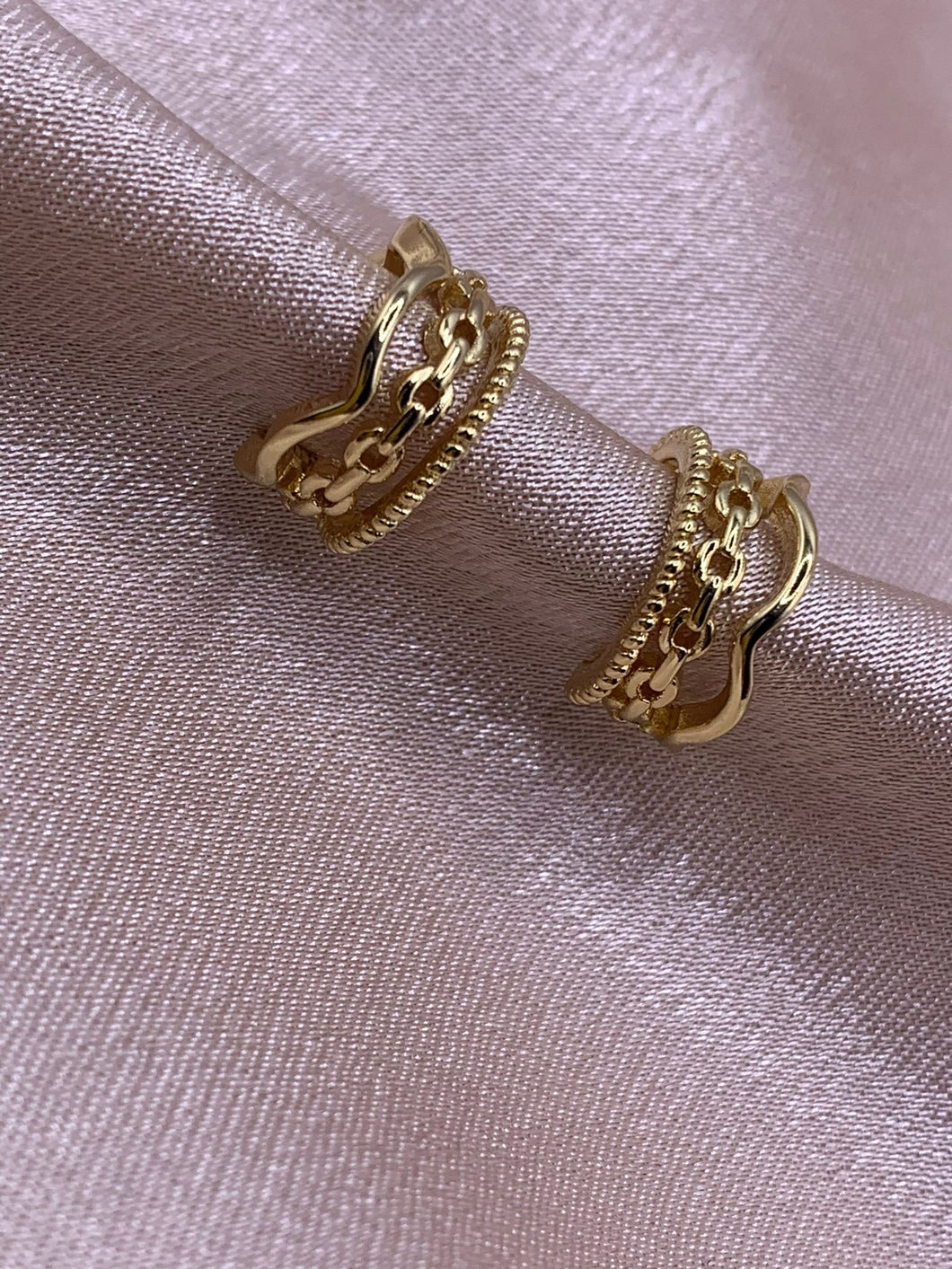 EARCUFFS