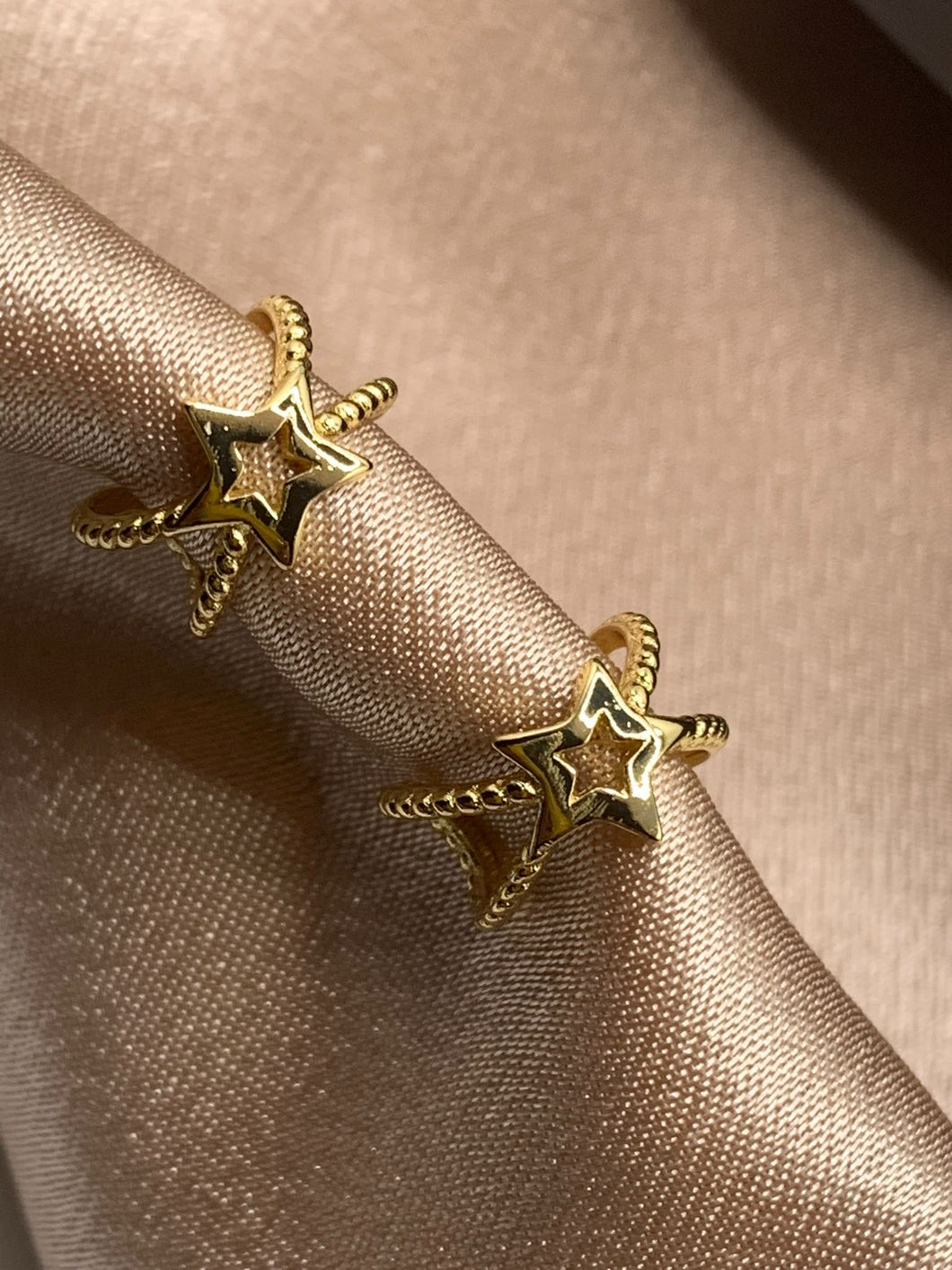EARCUFFS