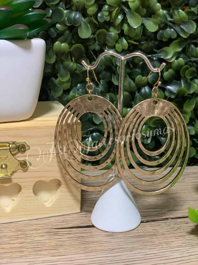 Aretes