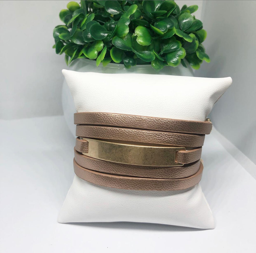 Brazalete Dorado Ajustable