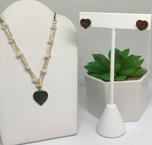 Cargar imagen en el visor de la galería, HEART PEARL SET
