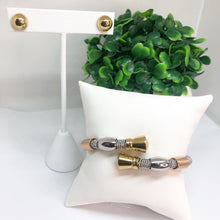 Cargar imagen en el visor de la galería, 3 TONE BANGLE
